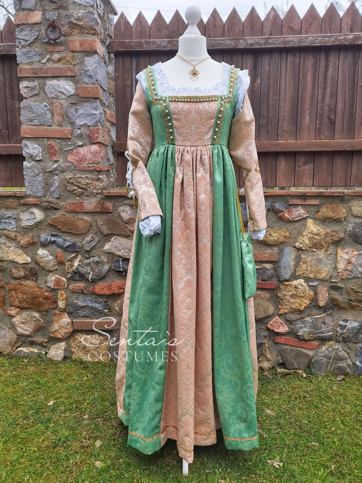 Abito rinascimentale verde chiaro e albicocca – fatto a mano