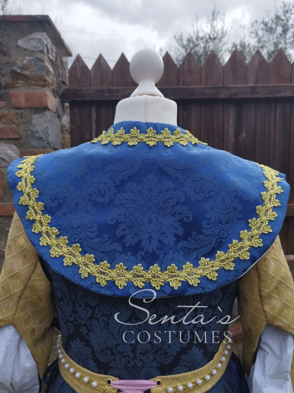 Historic Renaissance collar in blue S M L - handmade