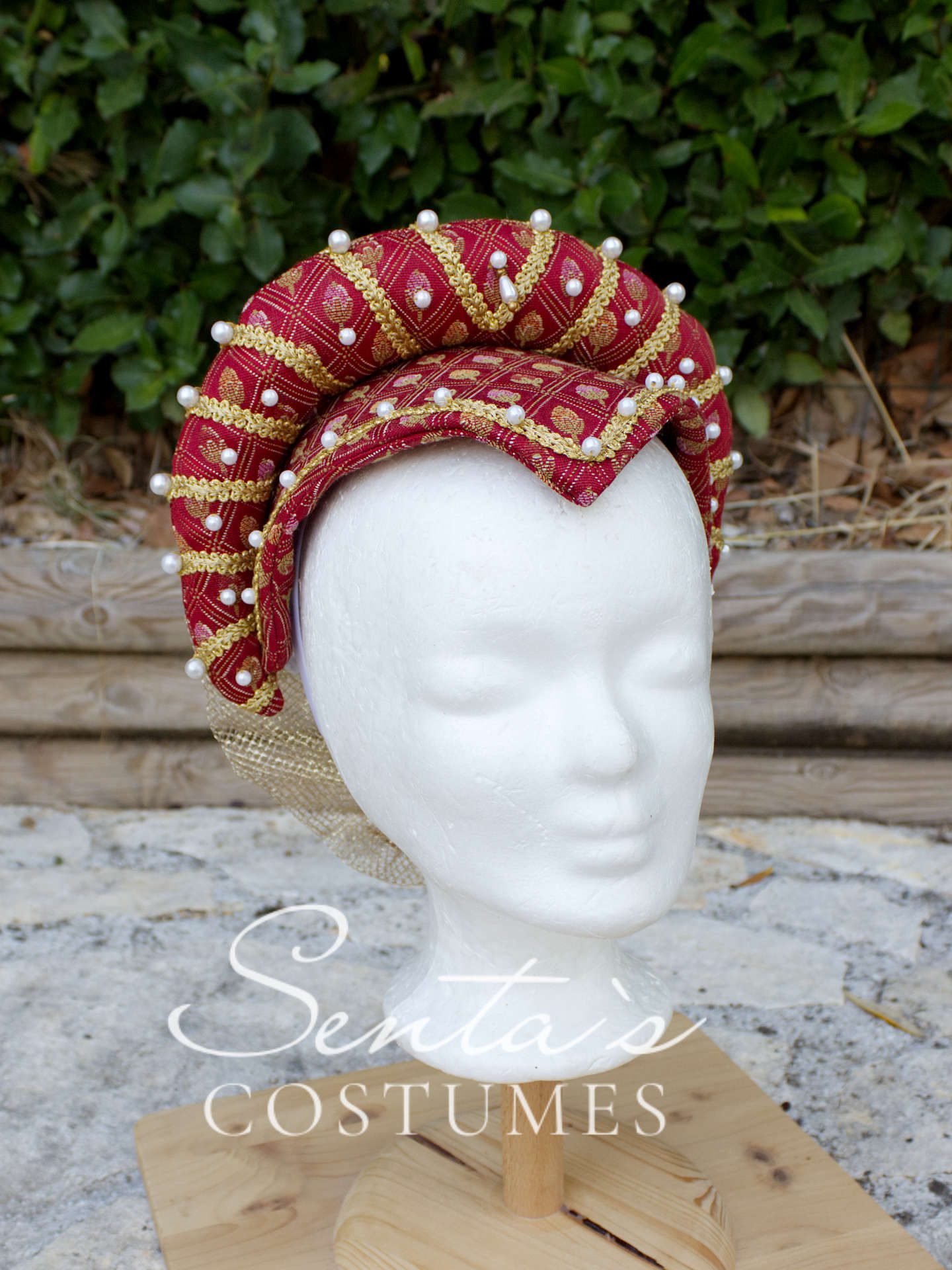 Rotes Renaissancekleid mit Giornea, Haube und Partlet 36-40 (EU) – handgefertigt